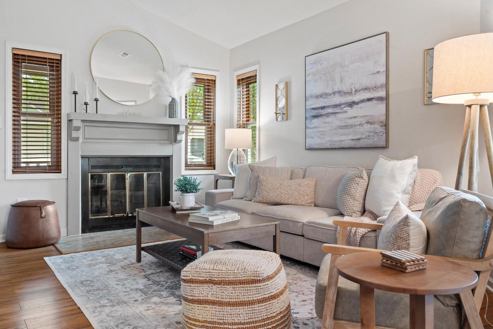 1 5 Miles To Mizzou ~ Spacious & Updated Home~ كولومبيا المظهر الخارجي الصورة
