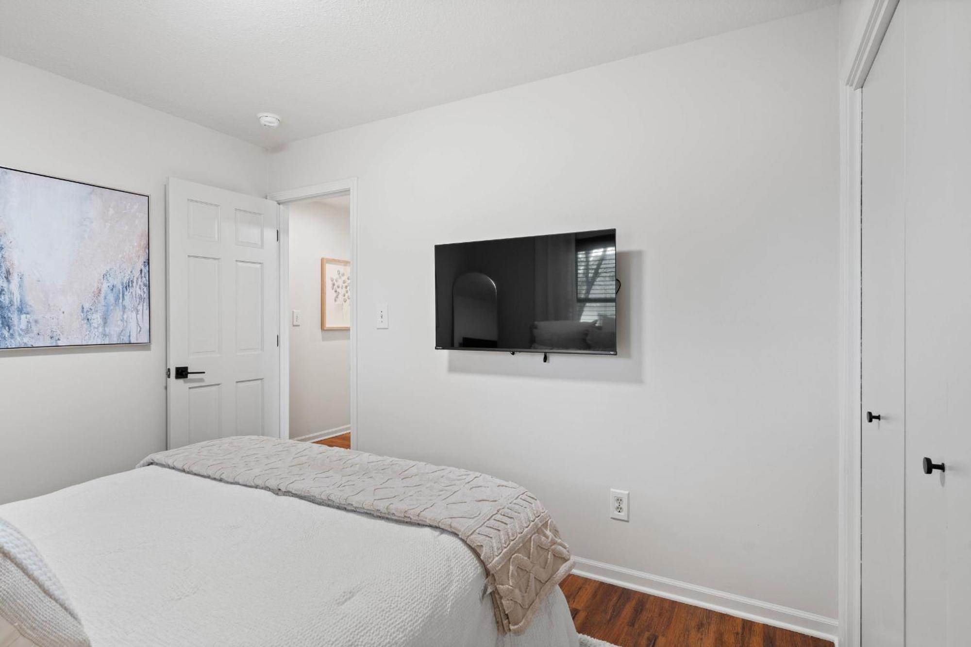 1 5 Miles To Mizzou ~ Spacious & Updated Home~ كولومبيا المظهر الخارجي الصورة