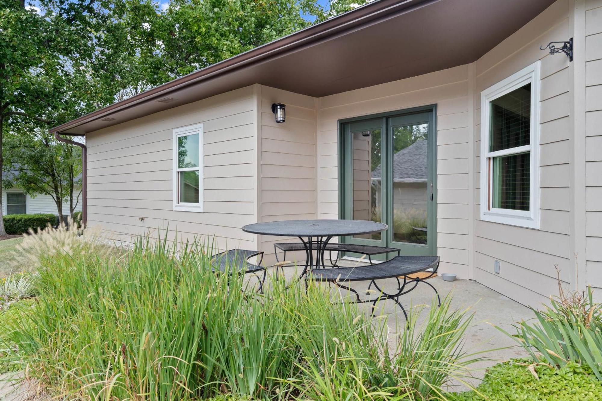 1 5 Miles To Mizzou ~ Spacious & Updated Home~ كولومبيا المظهر الخارجي الصورة